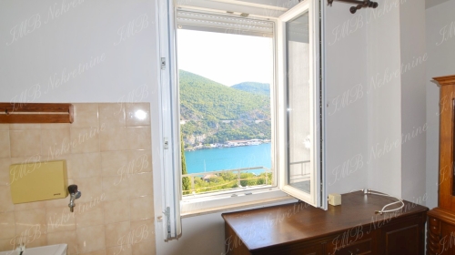 Apartment of 40 m2 with sea view - Mokošica, Dubrovnik